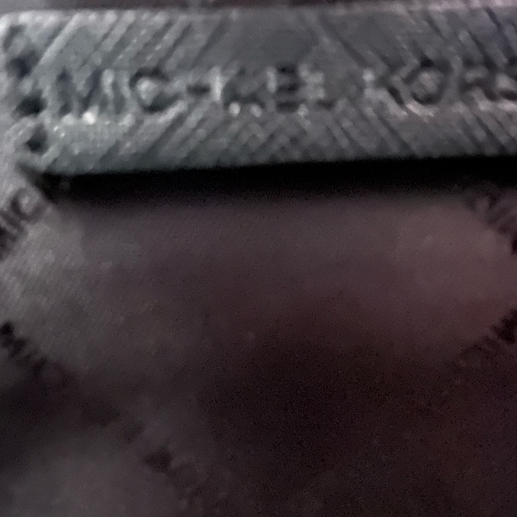 Authentic Michael Kors Jet Set Travel Logo Crossbody Bag - Picture 4 of 6